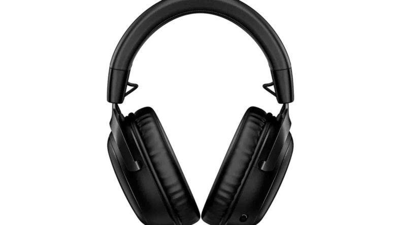 HyperX Cloud III headset